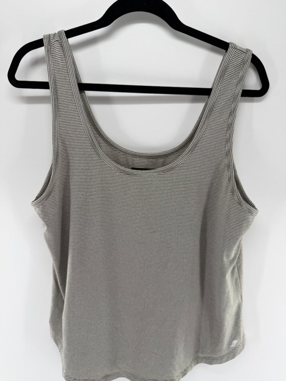 Fundamental Coast tank size Medium